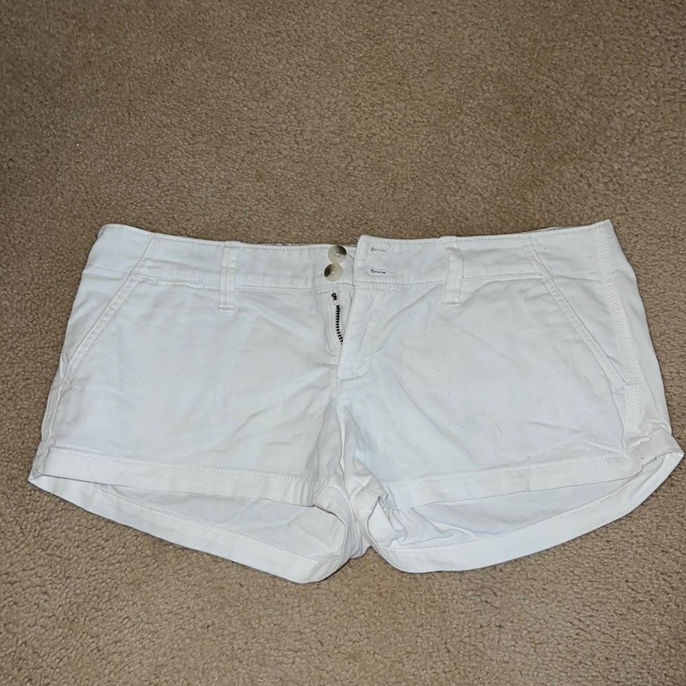 White shorty shorts!
